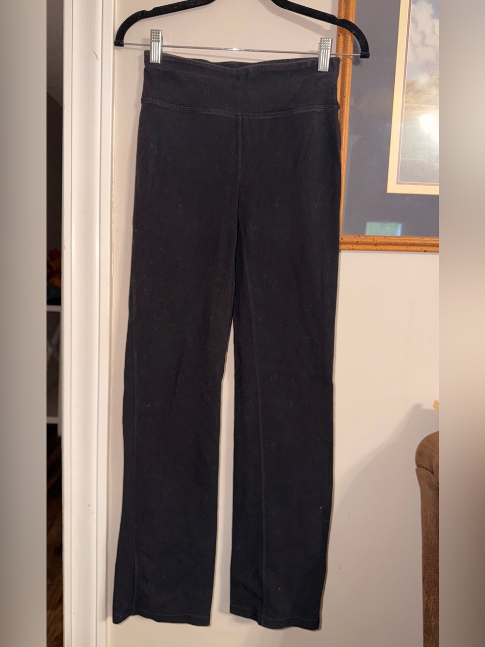 Xersion Black Straight-Leg Slim Fit Leggings - Small